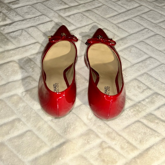 MICHAEL Michael Kors Red Patent Heels - Picture 5 of 15